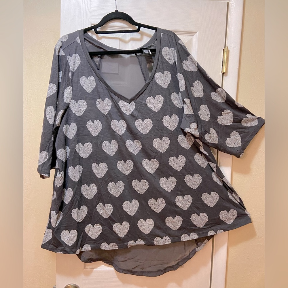 Torrid Chiffon style 3/4 sleeve shirt